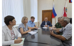 Сегодня по поручению губернатора Романа Бусаргина провел личный прием участников СВО и членов их семей..