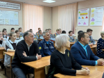 Церемония открытия мемориальных досок выпускникам школы.