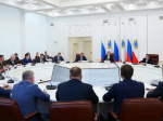 Губернатор Роман Бусаргин провел постоянно действующее совещание с заместителями председателя правительства, министрами, а также главами районов.